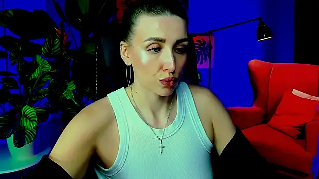 Snapshot of MonicaRiley chatting on 04-03-26, 12:47 MonicaRiley online show from 04-03-26, 12:47