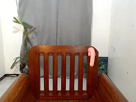 rainexox1 online show from 04-22-26, 06:20