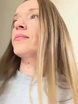 MONICANIX online show from 04-23-26, 12:29