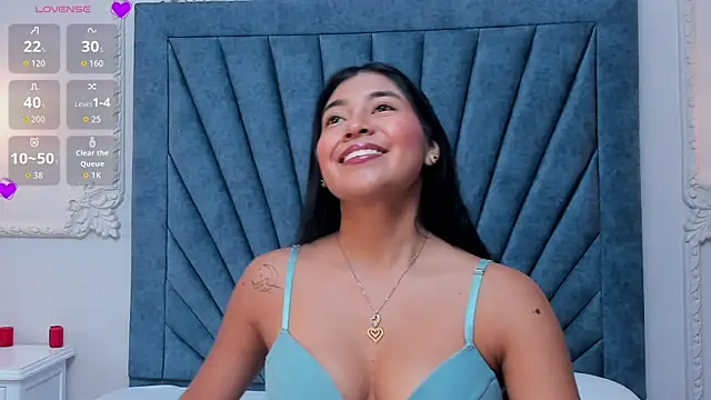 Leandra-Johnson online show from 04-08-26, 01:55