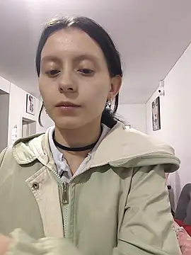 Naomimolie online show from 04-01-26, 11:33