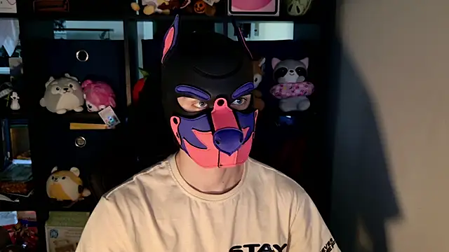 Snapshot of MellPUP chatting on 06-23-26, 12:36 MellPUP online show from 06-23-26, 12:36