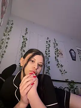 rubie roja online show from 04-21-26, 04:52