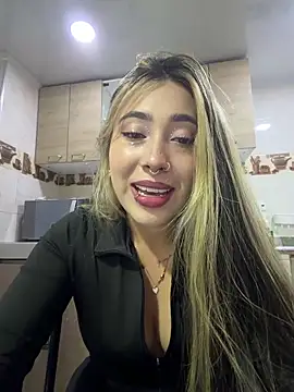 ManuelaVeeleez online show from 03-13-26, 05:36