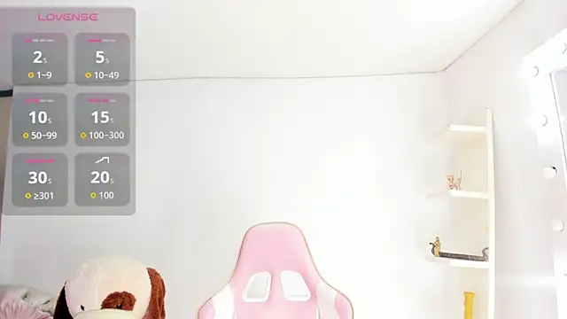 KoralCruz  online show from 04-04-26, 02:36