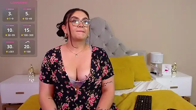 AlmaraRouge online show from 03-19-26, 08:57