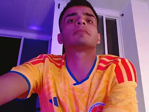 Snapshot of Bad_Boy_Carter69 chatting on 03-22-26, 03:32 Bad Boy Carter69 online show from 03-22-26, 03:32