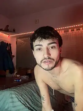 Lucasss2204 online show from 05-08-26, 04:18