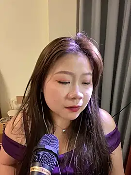 Snapshot of Bell_26 chatting on 03-15-26, 09:21 Bell 26 online show from 03-15-26, 09:21