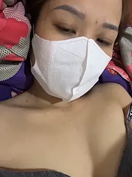 Layla 2x online show from 03-08-26, 07:01