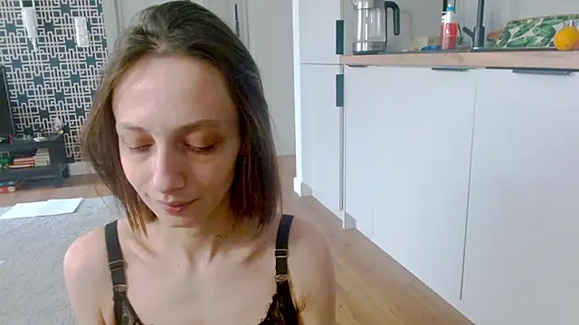 Snapshot of misssweet chatting on 03-16-26, 11:03 misssweet online show from 03-16-26, 11:03