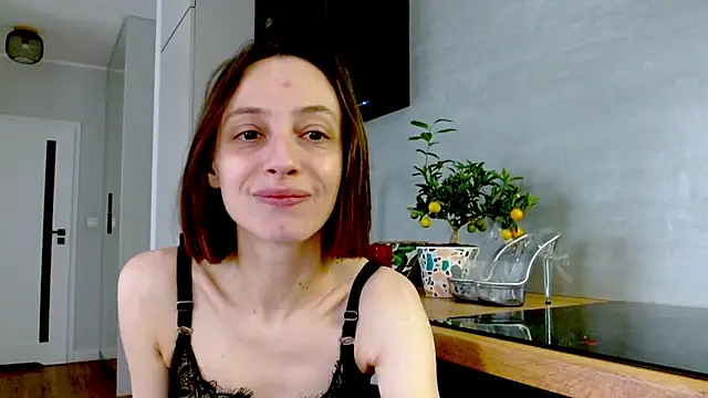 Snapshot of misssweet chatting on 05-18-26, 09:04 misssweet online show from 05-18-26, 09:04