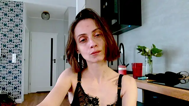 Snapshot of misssweet chatting on 05-27-26, 02:58 misssweet online show from 05-27-26, 02:58