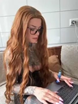 SkinnyLilly online show from 07-03-26, 02:45