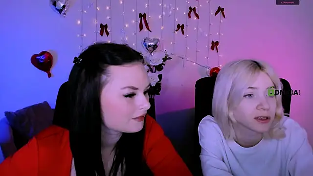 Snapshot of miss_courtney_ chatting on 03-14-26, 09:37 miss courtney online show from 03-14-26, 09:37