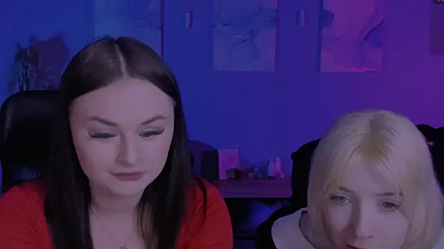Snapshot of miss_courtney_ chatting on 04-22-26, 09:01 miss courtney online show from 04-22-26, 09:01
