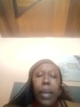 Snapshot of Mbaleehle chatting on 05-19-26, 01:56 Mbaleehle online show from 05-19-26, 01:56