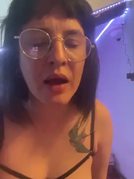 Xlilli69X online show from 04-09-26, 05:07