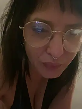 Xlilli69X online show from 04-11-26, 09:08