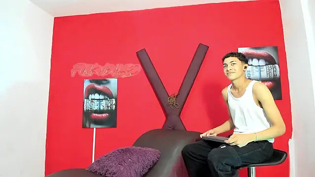 SKYN MAN online show from 03-21-26, 01:21