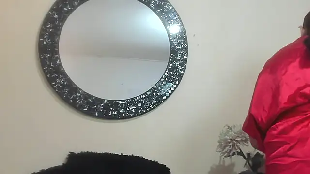 Maye Milf  online show from 04-18-26, 01:04