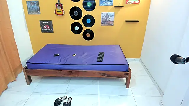 lilithevil32 online show from 03-21-26, 01:54