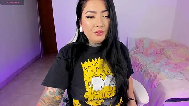 Snapshot of heeyy_kitty chatting on 06-19-26, 11:08 heeyy kitty online show from 06-19-26, 11:08