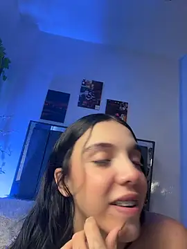 Snapshot of Jetf_Andrea_couple chatting on 05-15-26, 04:03 Jetf Andrea couple online show from 05-15-26, 04:03