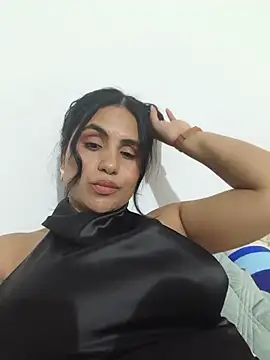 Mara  05 online show from 06-29-26, 07:25