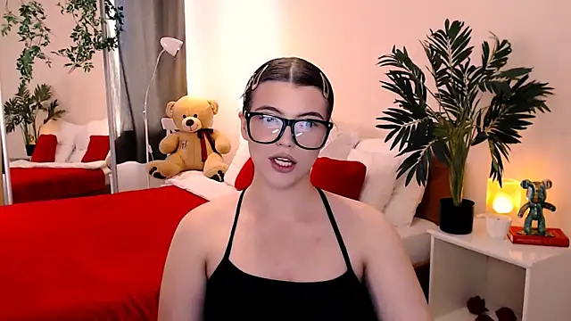 Snapshot of soulless_ chatting on 06-03-26, 02:44 soulless online show from 06-03-26, 02:44