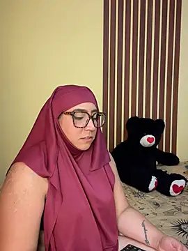 Snapshot of Chandra_Yusef chatting on 03-17-26, 09:29 Chandra Yusef online show from 03-17-26, 09:29