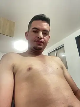 Ferchoxxx4 online show from 03-05-26, 08:05