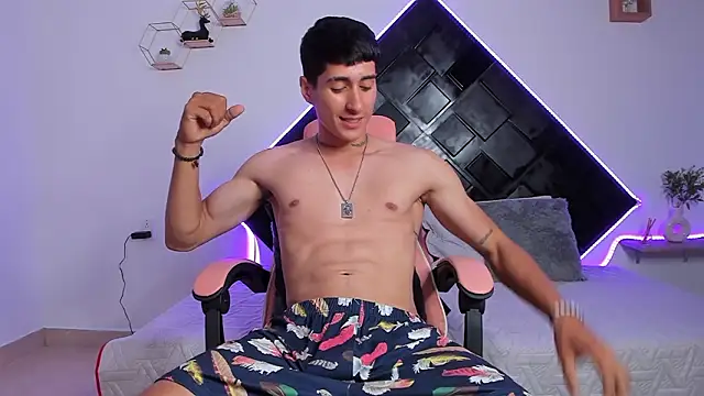 Dark Valentino  online show from 03-16-26, 03:56