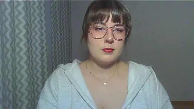 ClaraHard online show from 06-08-26, 07:14