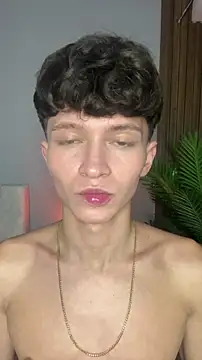 Max West7 online show from 04-25-26, 09:01