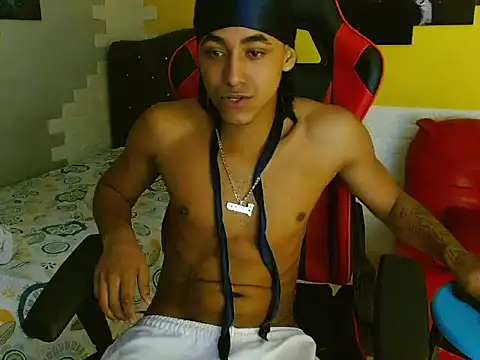 taylor bigdick18 online show from 03-04-26, 11:00