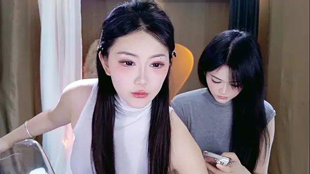 Banana-Milk69 online show from 05-15-26, 01:23
