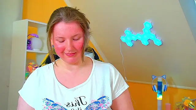 MelodyMoores online show from 05-20-26, 06:30