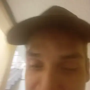 Snapshot of CarlosElHache chatting on 03-18-26, 05:27 CarlosElHache online show from 03-18-26, 05:27