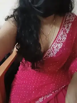 Snapshot of Sunitha28 chatting on 05-19-26, 05:30 Sunitha28 online show from 05-19-26, 05:30
