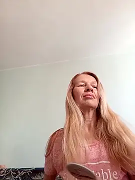 ViktoriaSexi1 online show from 03-15-26, 05:35