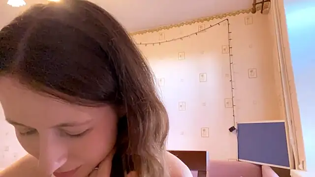 Snapshot of AlesiaGurevich chatting on 07-31-26, 02:16 AlesiaGurevich online show from 07-31-26, 02:16