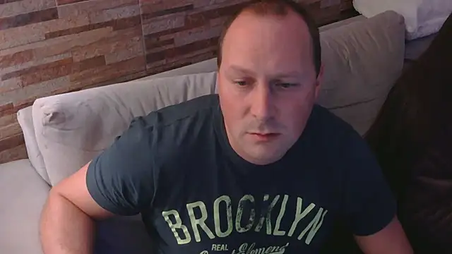 Snapshot of lustonfan chatting on 05-01-26, 02:38 lustonfan online show from 05-01-26, 02:38