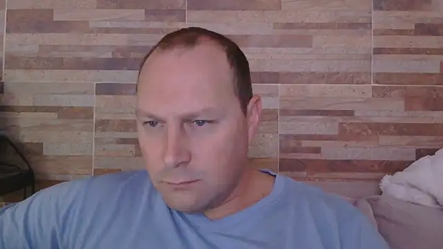 Snapshot of lustonfan chatting on 05-28-26, 12:35 lustonfan online show from 05-28-26, 12:35