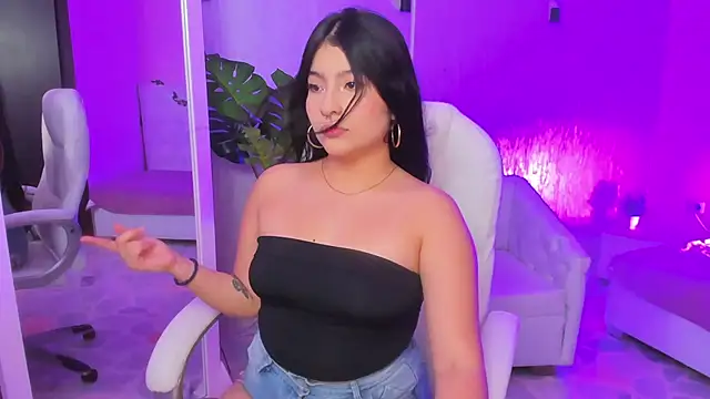 HannaLee333 online show from 03-17-26, 02:38