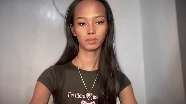 Sunkissed seductress online show from 03-11-26, 11:55