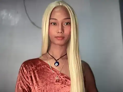 Sunkissed seductress online show from 03-26-26, 07:30