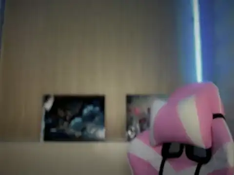 Sunkissed seductress online show from 04-25-26, 06:16