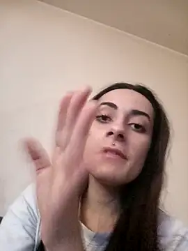 Snapshot of chiara-mario chatting on 05-13-26, 07:06 chiara-mario online show from 05-13-26, 07:06