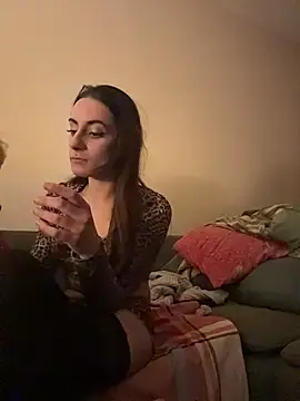 Snapshot of chiara-mario chatting on 05-17-26, 11:45 chiara-mario online show from 05-17-26, 11:45